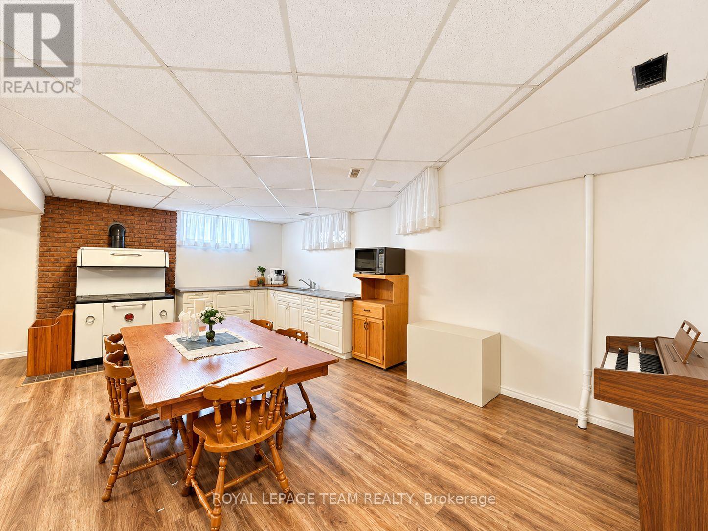 612 ELGIN STREET, Laurentian Valley — photo 12