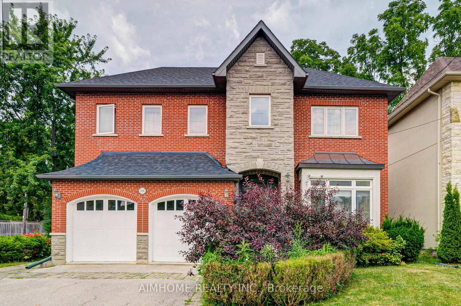 208 FLORANCE AVENUE, Toronto (Newtonbrook West)