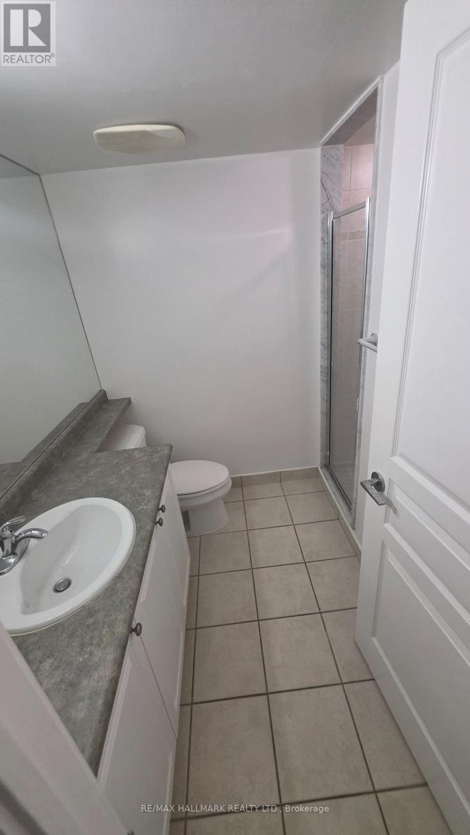 18 Yonge Street — photo 14