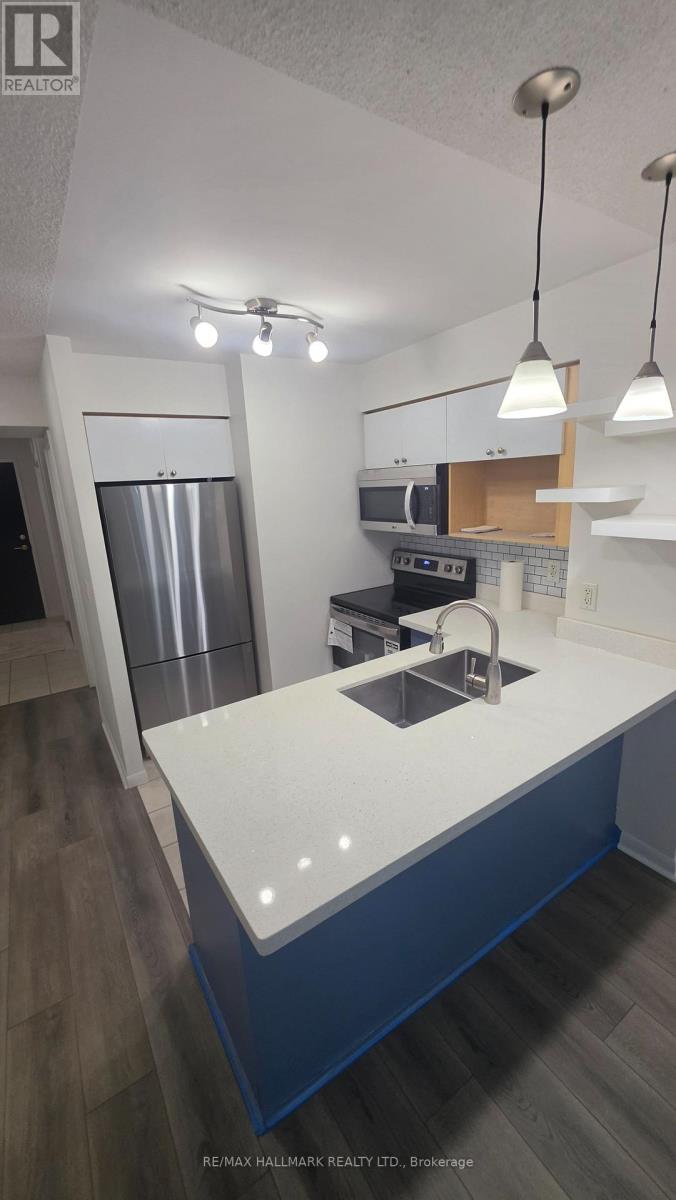 18 Yonge Street — photo 18