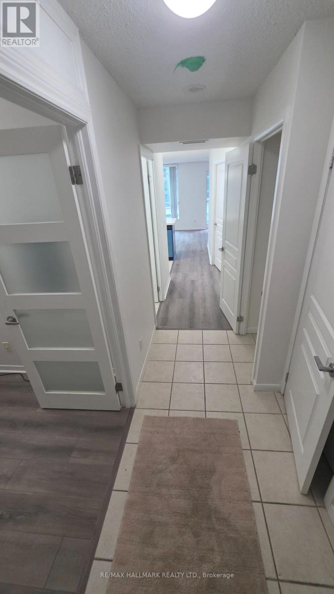 914 - 18 YONGE STREET, Toronto (Waterfront Communities) — photo 4