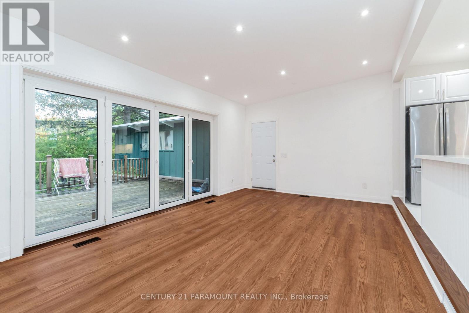 8 Waterfield Drive, Toronto, ON photo 10