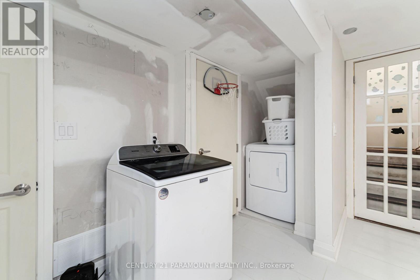 8 Waterfield Drive, Toronto, ON photo 41