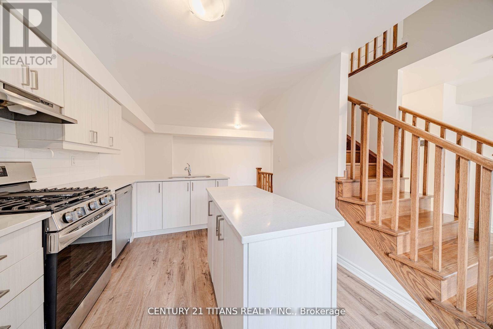 3321 Thunderbird Promenade, Pickering, ON photo 29