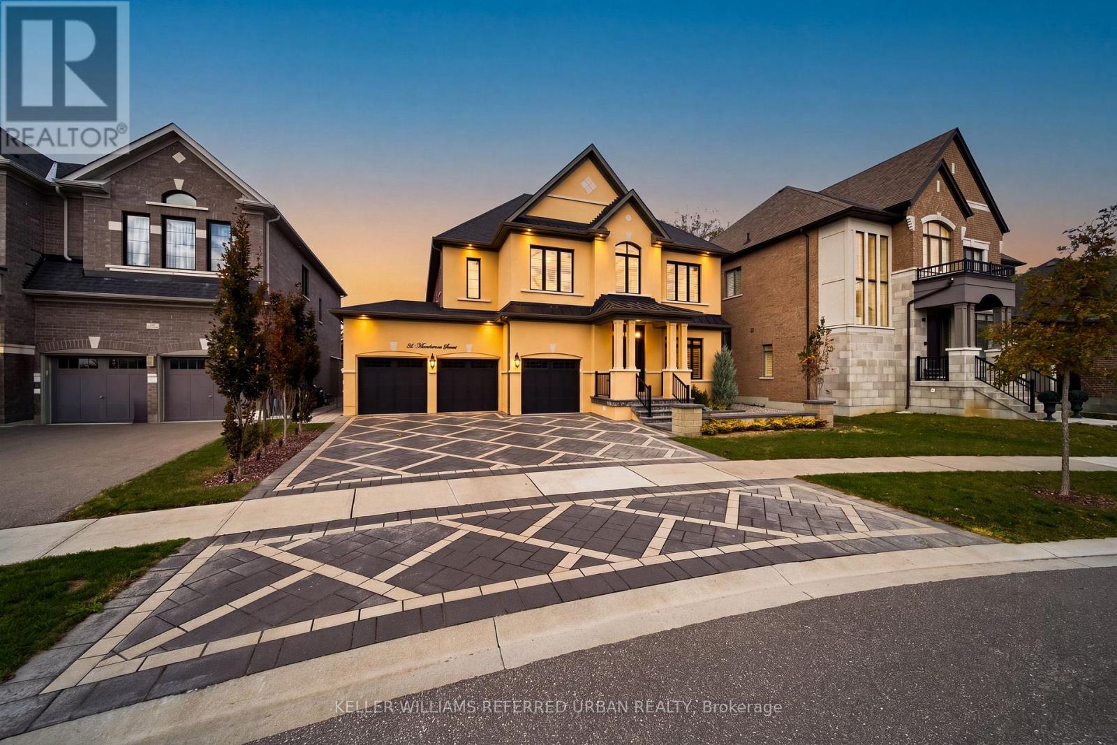 30 Mumberson Street, Innisfil, ON photo 1