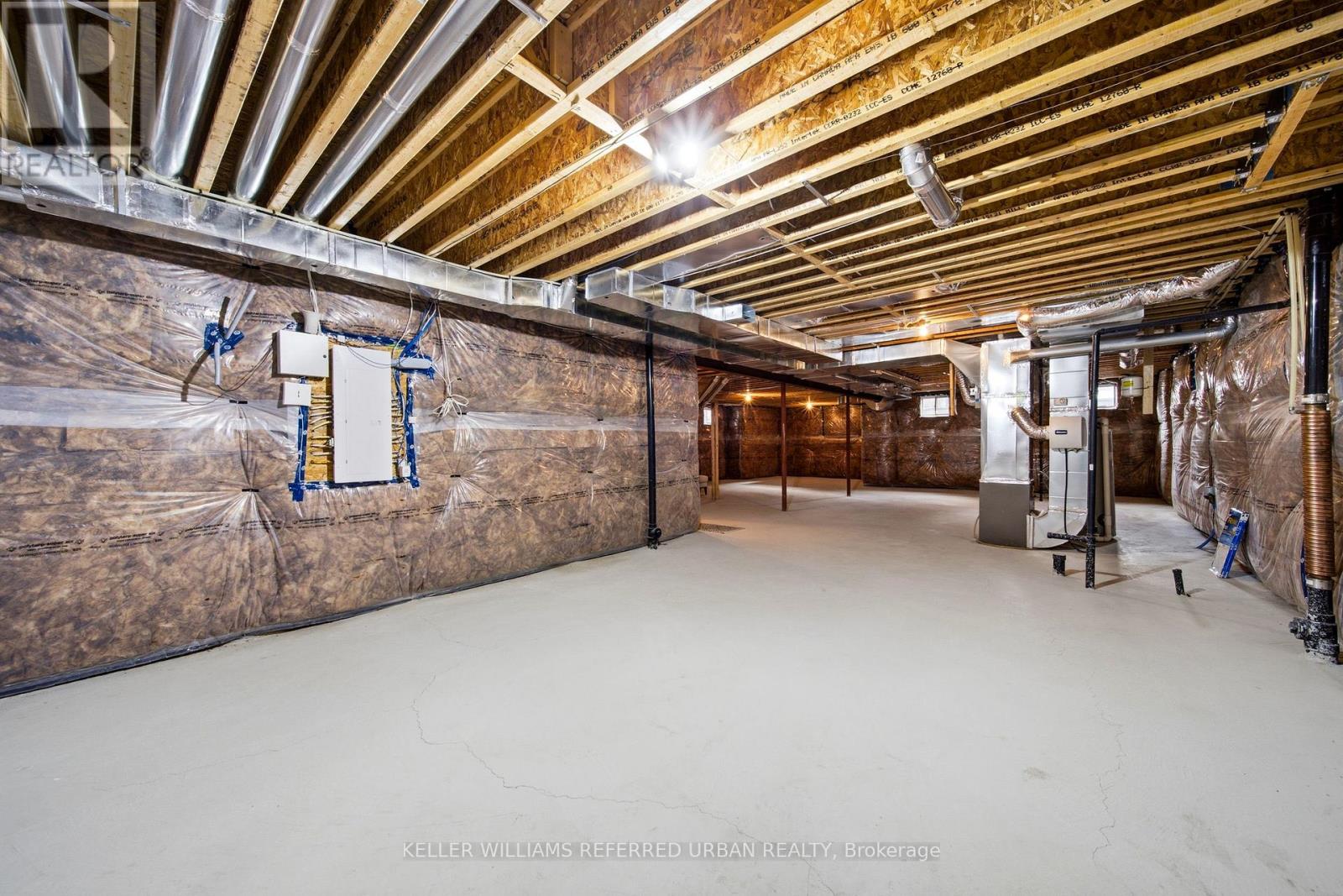 30 Mumberson Street, Innisfil, ON photo 44