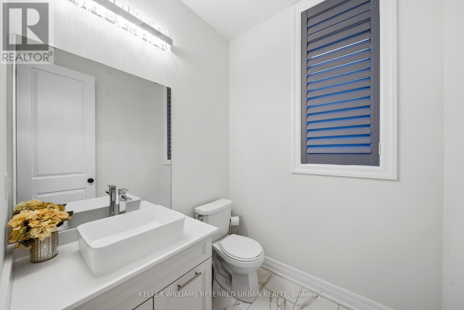 30 Mumberson Street, Innisfil, ON photo 9