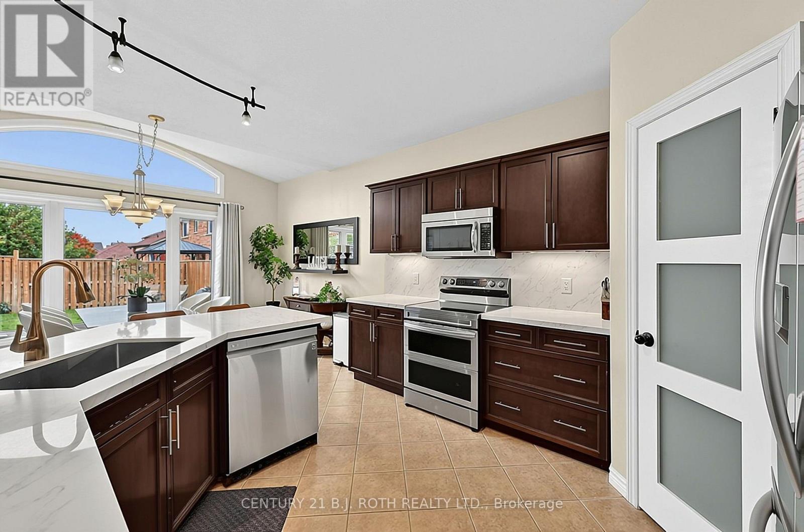 118 MIKE HART DRIVE - 11