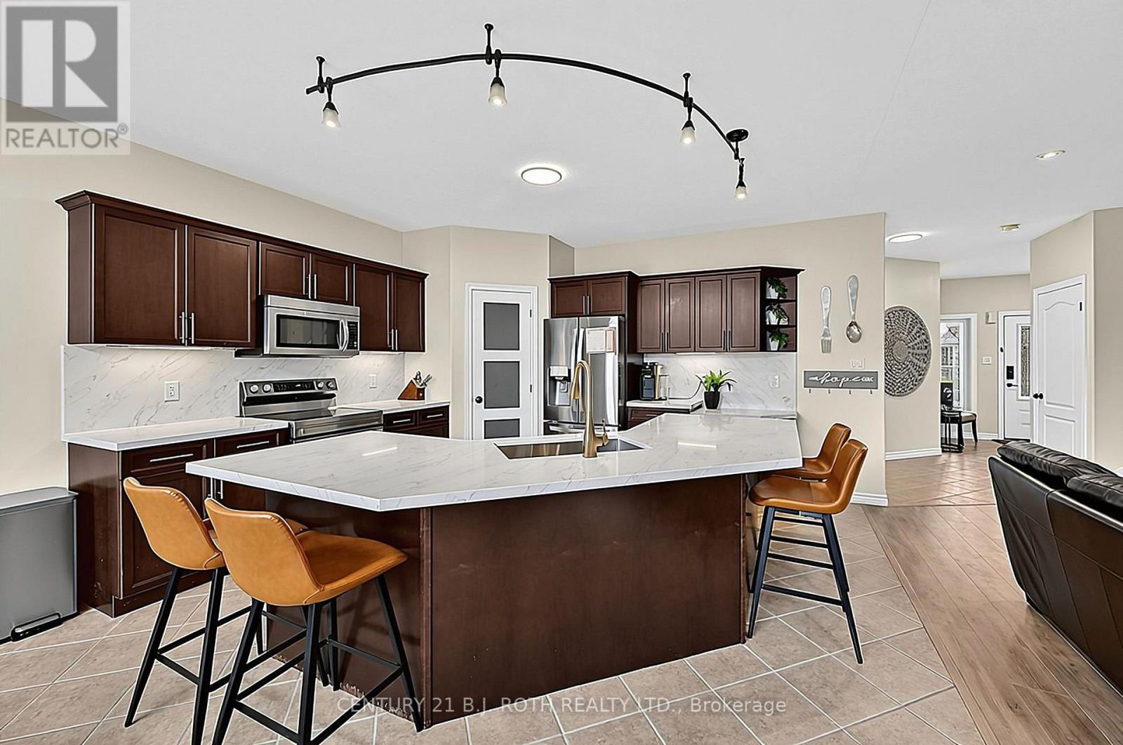 118 MIKE HART DRIVE - 13