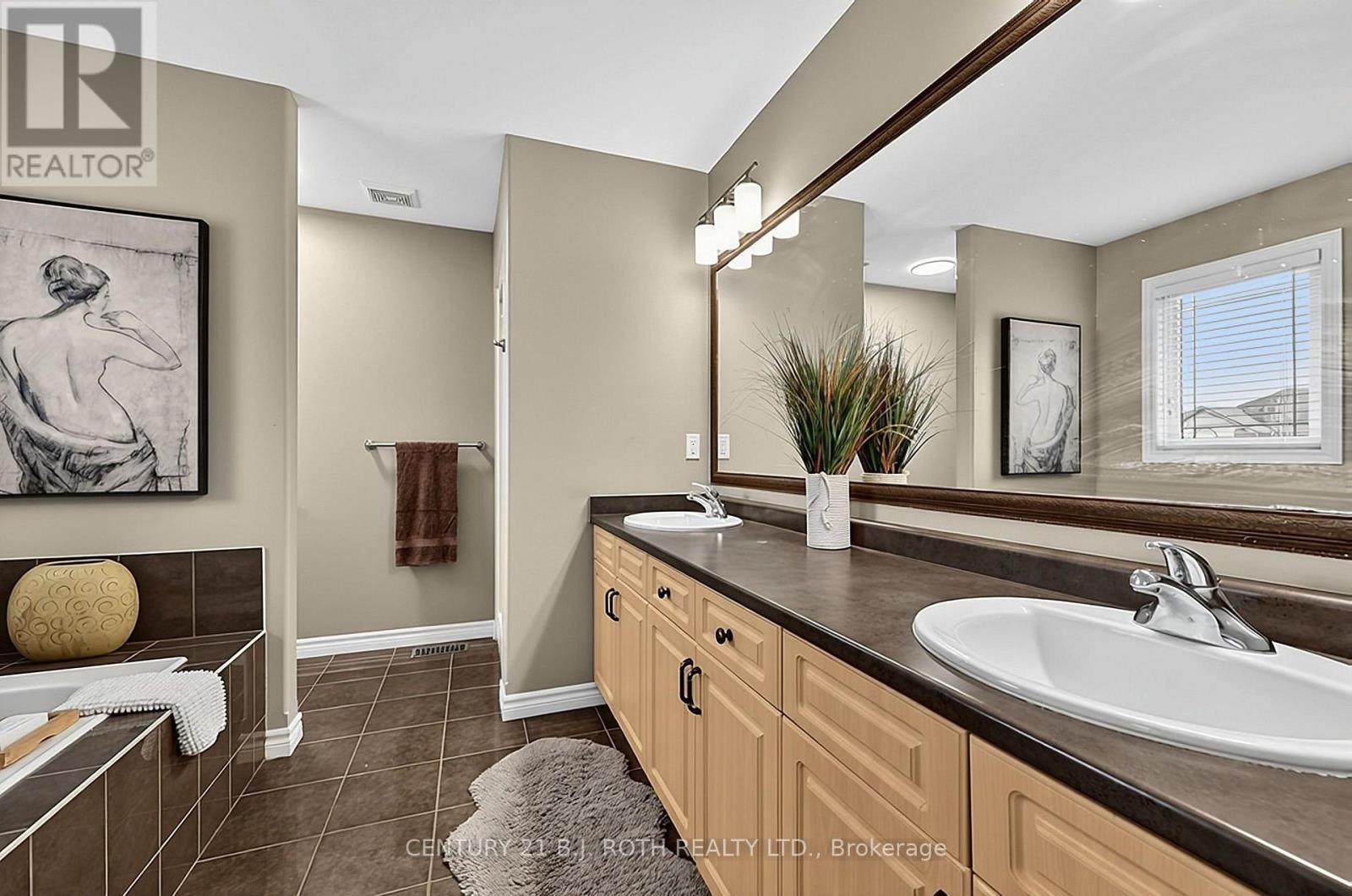 118 Mike Hart Drive, Essa, ON photo 22