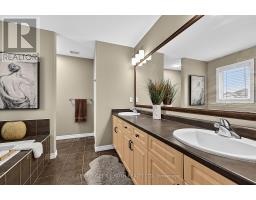 118 Mike Hart Drive, Essa, ON L0M1B6 Photo 22