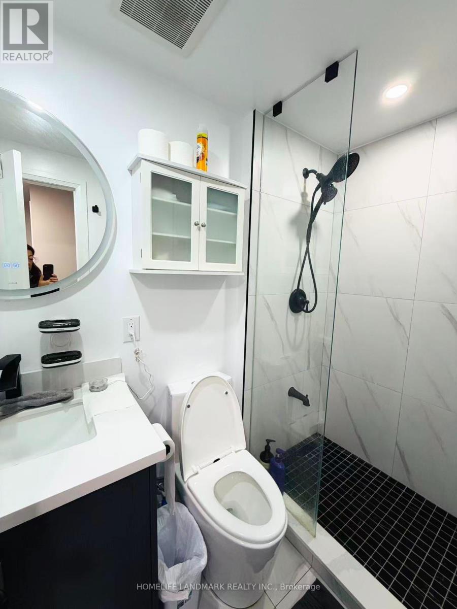 UPPER - 170 KIRK DRIVE, Markham (Royal Orchard) — photo 9