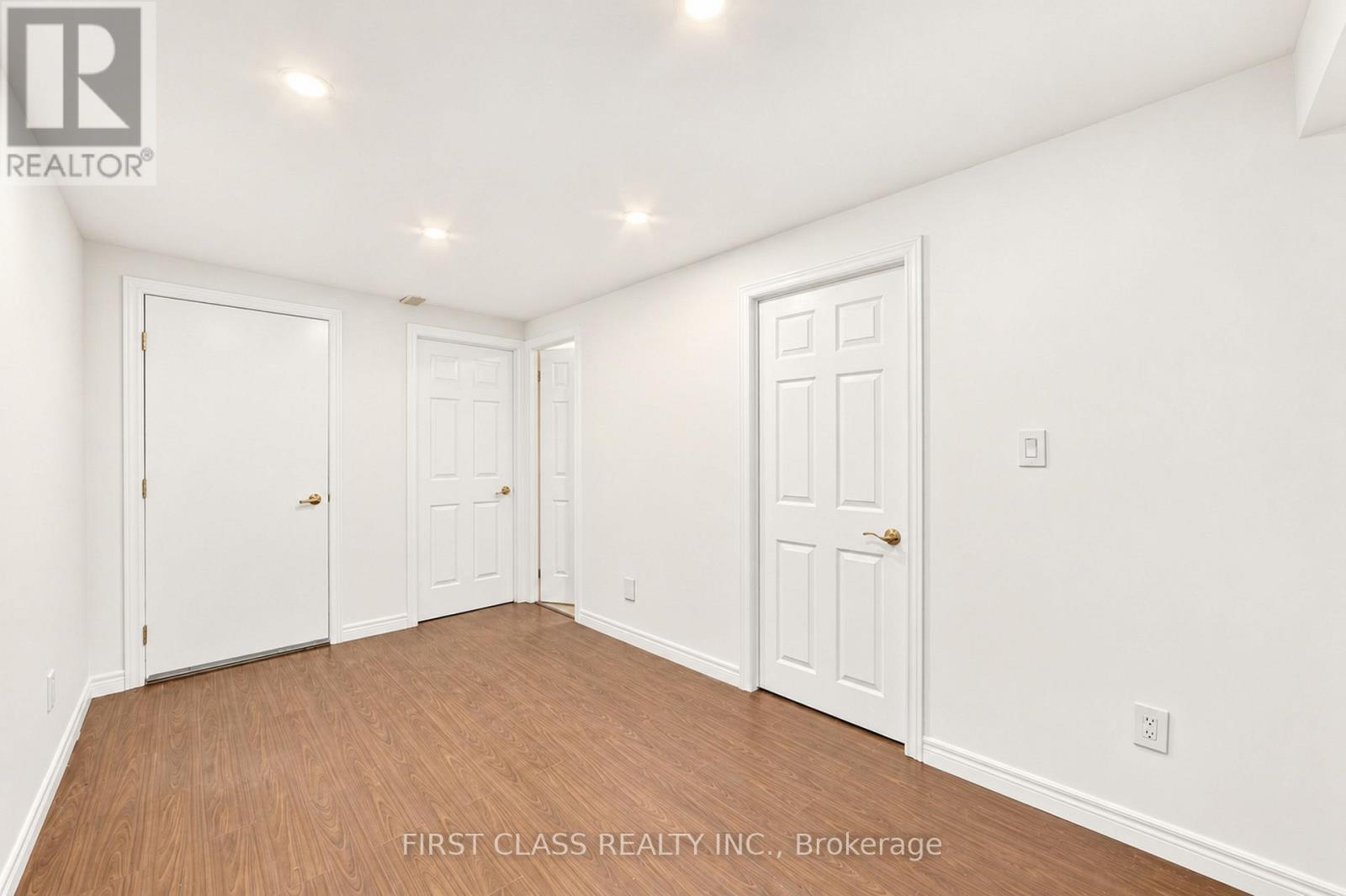 4 HAWKWEED MANOR - 17
