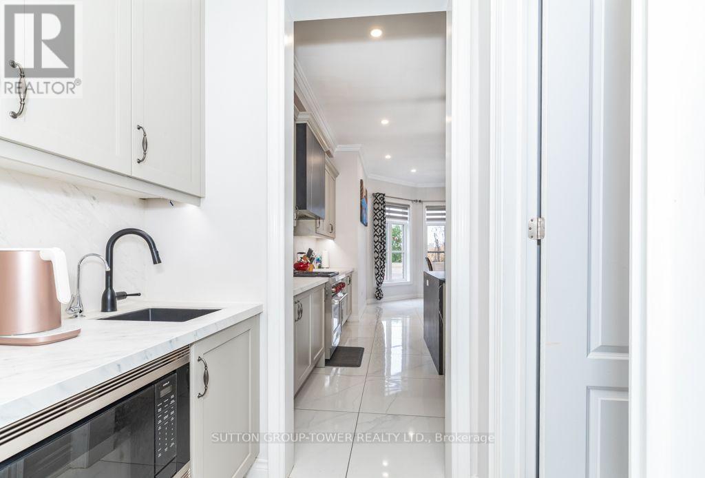2 Mary Agar Court South, King, ON photo 10