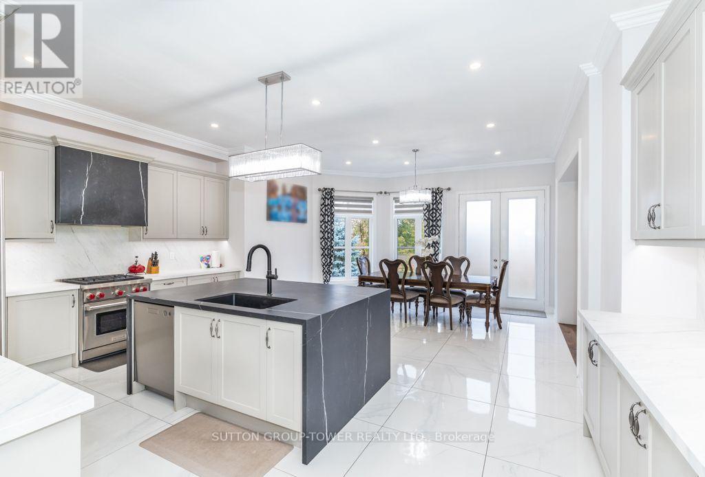 2 Mary Agar Court South, King, ON photo 12