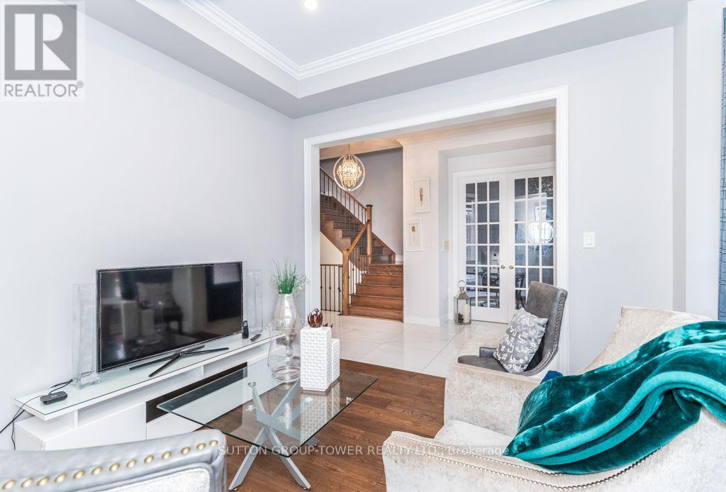 2 Mary Agar Court South, King, ON photo 5