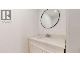 172 1830 Mamquam Road, Squamish, BC V0N1T0 Photo 25