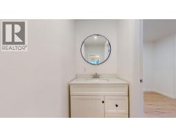 172 1830 Mamquam Road, Squamish, BC V0N1T0 Photo 24