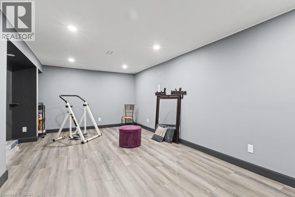 1247 Nottingham Avenue — photo 31