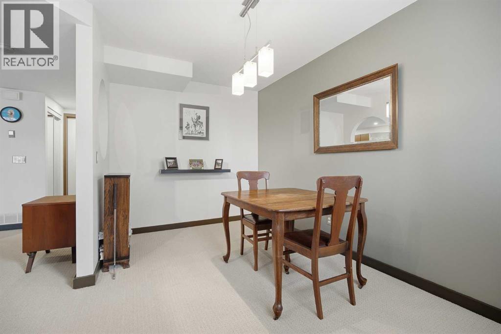 24, 3015 51 Street SW - photo 9