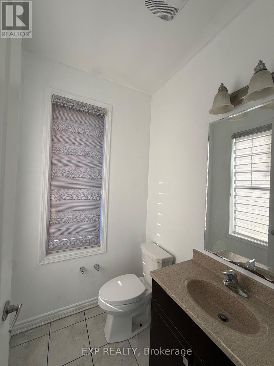 8 REDFERN STREET, Brampton (Northwest Brampton) — photo 4