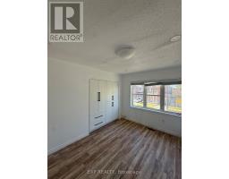 8 Redfern Street, Brampton, ON L7A4T8 Photo 6