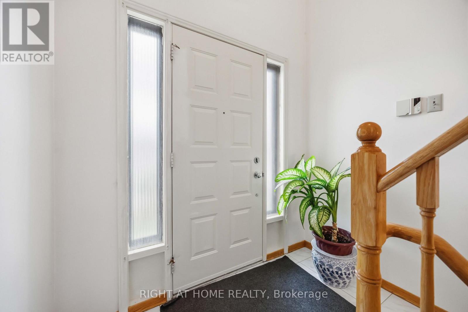 17 CATHY JEAN CRESCENT - 2