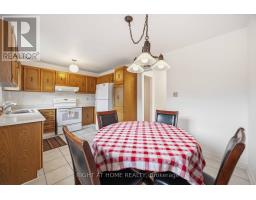17 Cathy Jean Crescent, Toronto, ON M9V4T2 Photo 11
