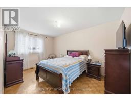 17 Cathy Jean Crescent, Toronto, ON M9V4T2 Photo 12