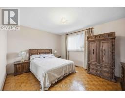 17 Cathy Jean Crescent, Toronto, ON M9V4T2 Photo 14