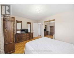 17 Cathy Jean Crescent, Toronto, ON M9V4T2 Photo 15