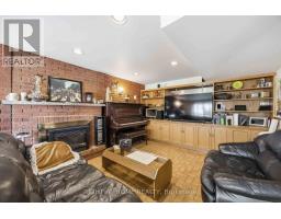 17 Cathy Jean Crescent, Toronto, ON M9V4T2 Photo 20