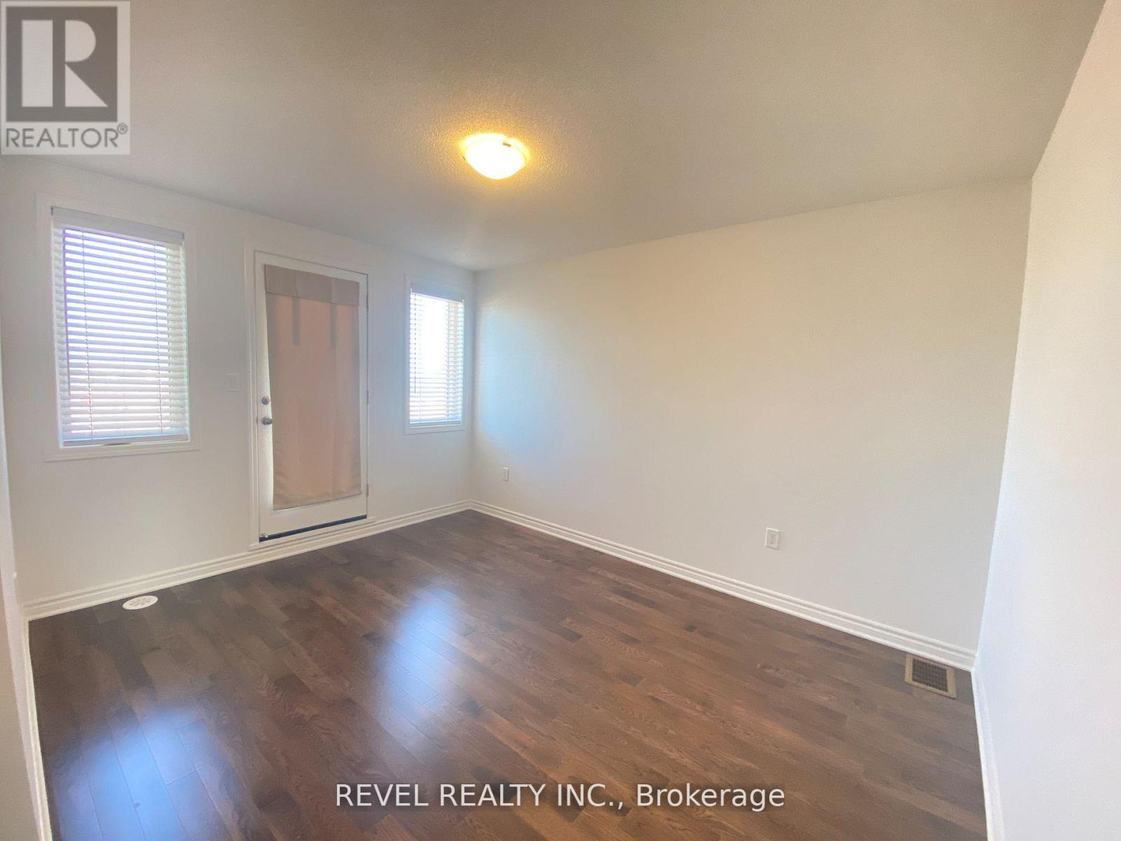 3075 John Mckay Boulevard — photo 16