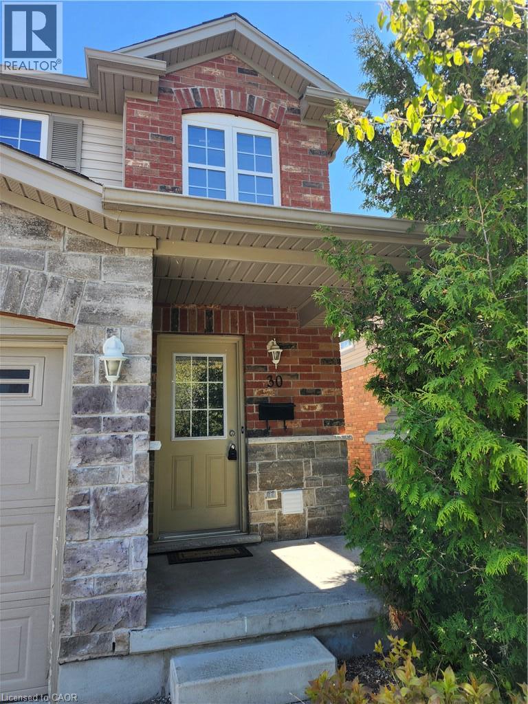 535 Margaret Street — photo 2