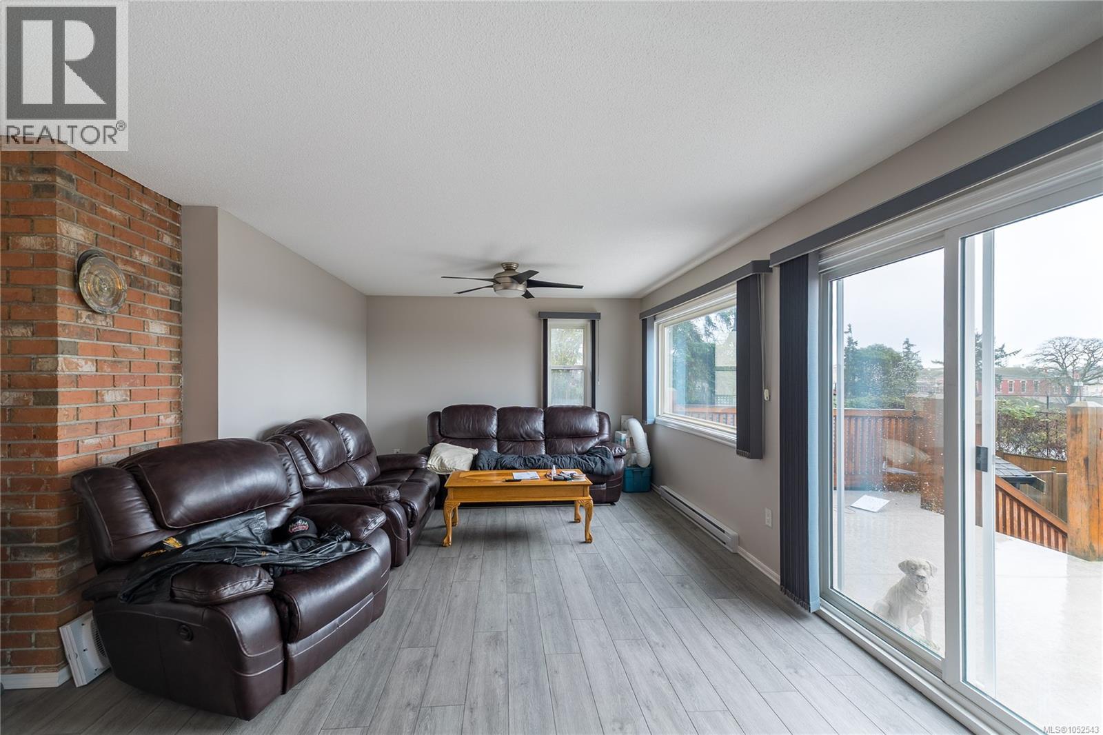  847 Admirals Road, Esquimalt