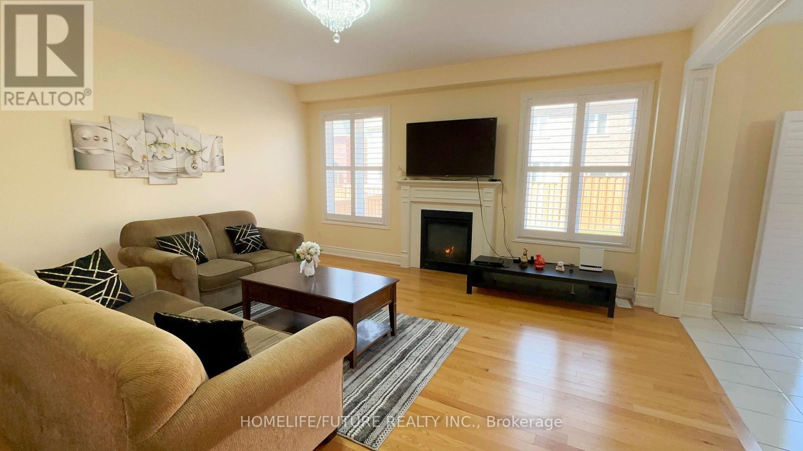 983 WRENWOOD DRIVE - 13