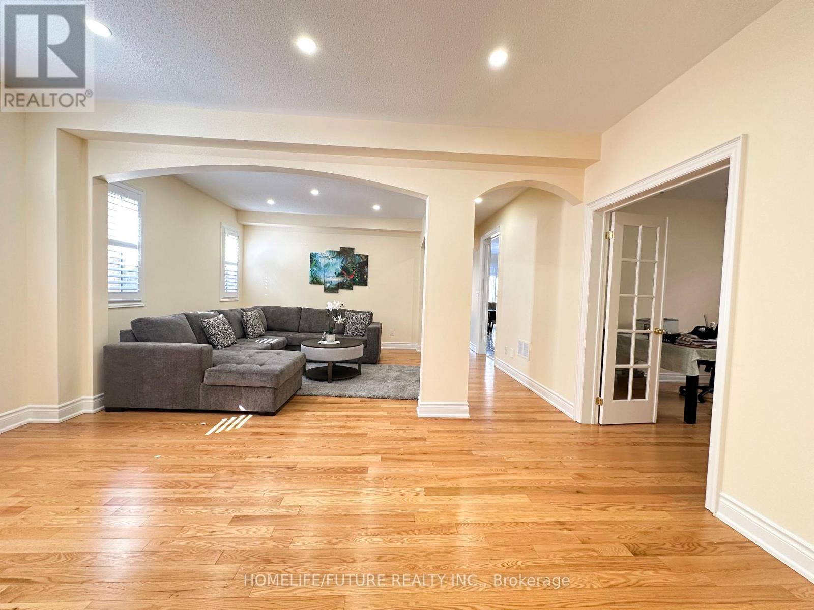 983 WRENWOOD DRIVE - 17