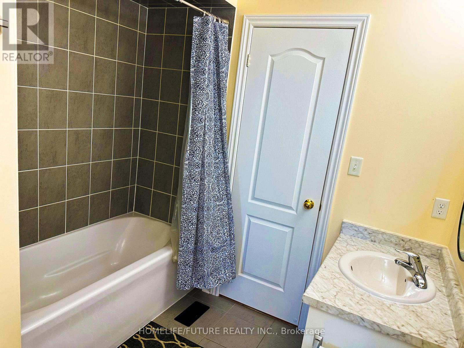 983 WRENWOOD DRIVE - 24