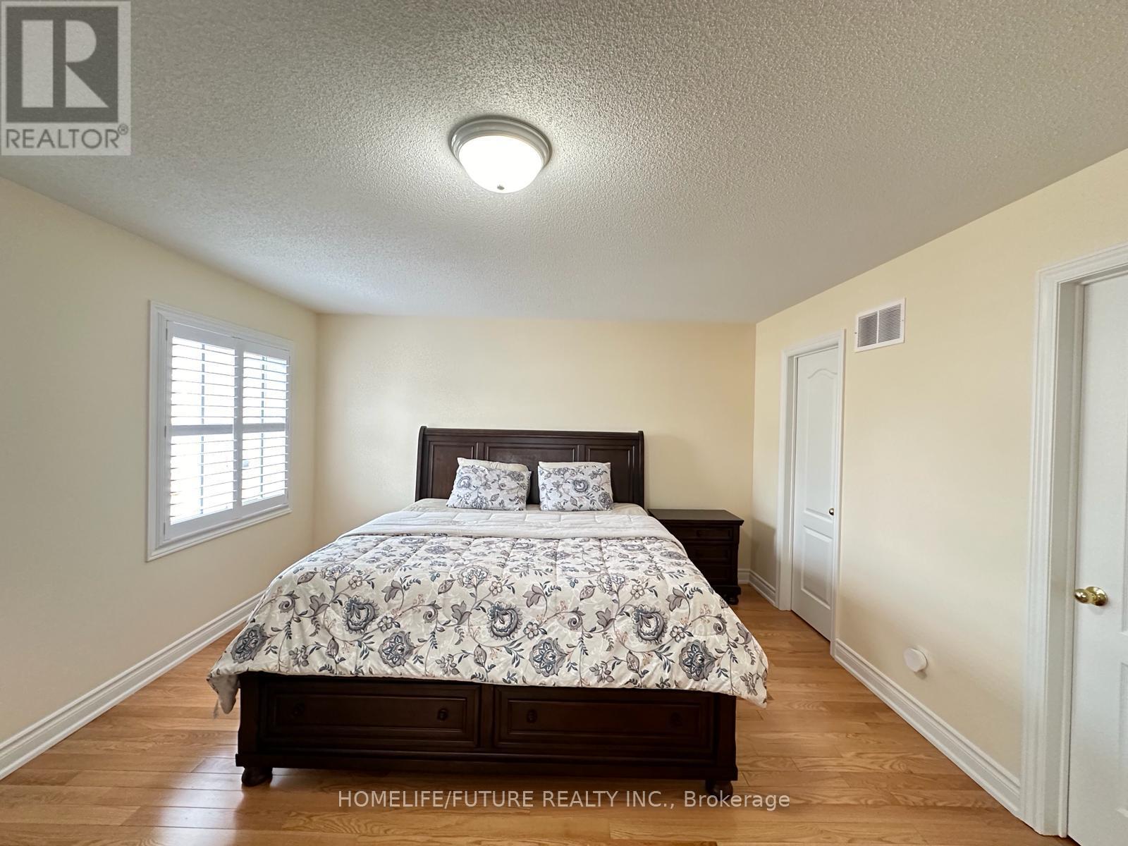 983 WRENWOOD DRIVE - 28