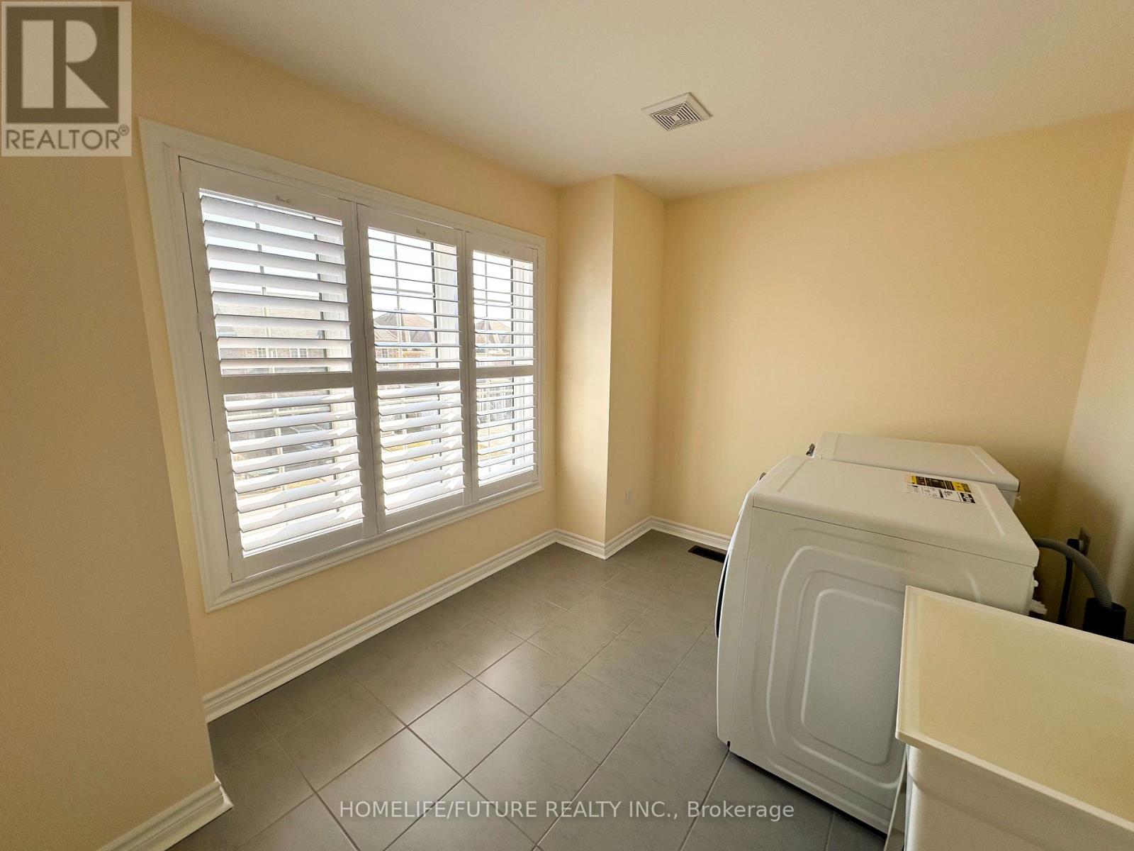 983 WRENWOOD DRIVE - 31