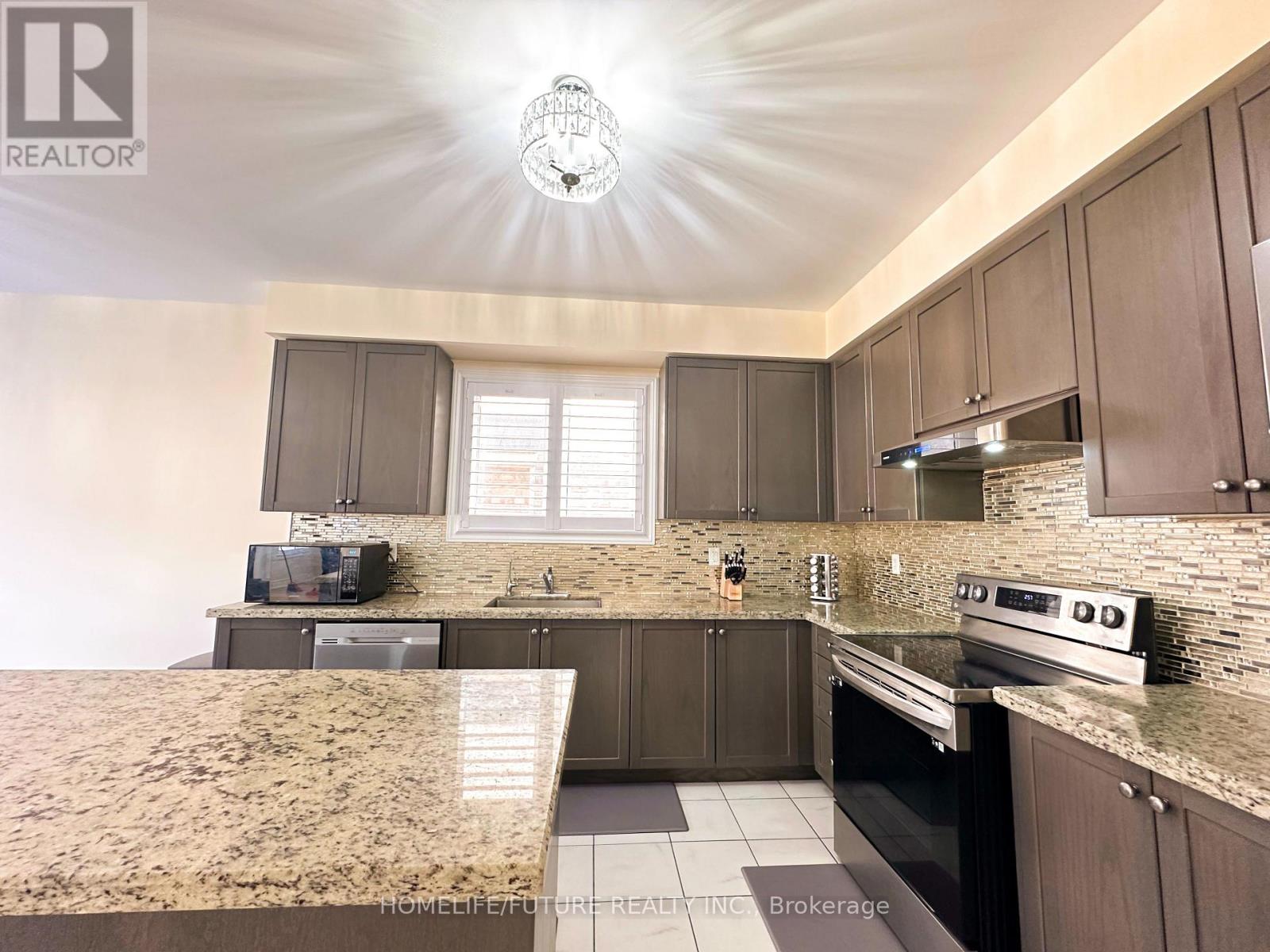 983 WRENWOOD DRIVE - 7