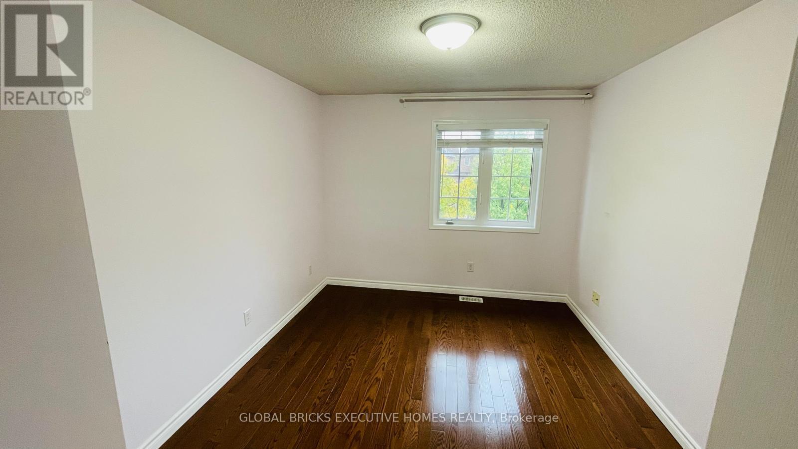 5255 Palmetto Place — photo 12