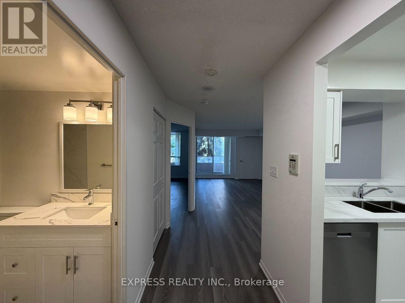 301 - 18 HILLCREST AVENUE, Toronto (Willowdale East)