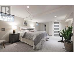 98 Hastings Avenue, Toronto, ON M4L2L2 Photo 18