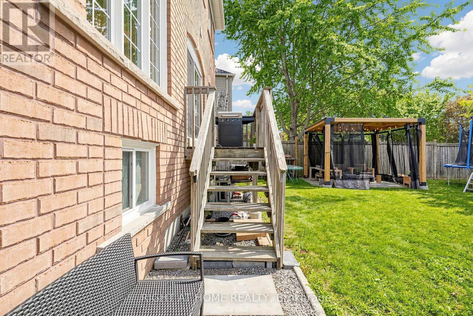14 Grainger Crescent, Ajax, ON photo 38
