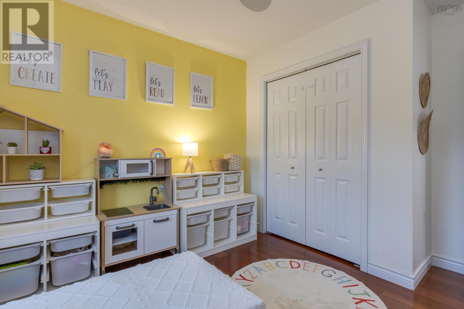55 Dahlgren Crescent - 37