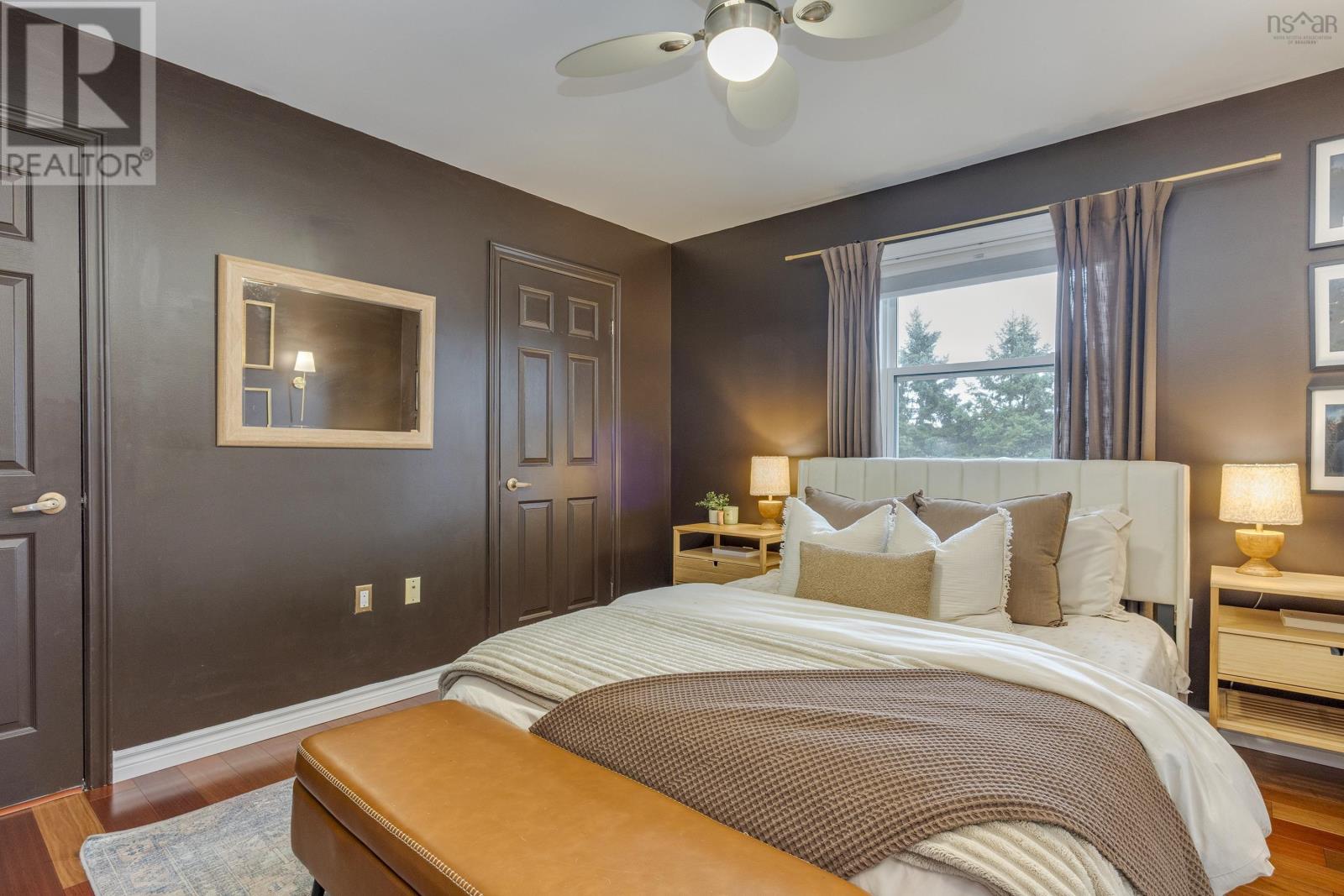 55 Dahlgren Crescent - 29