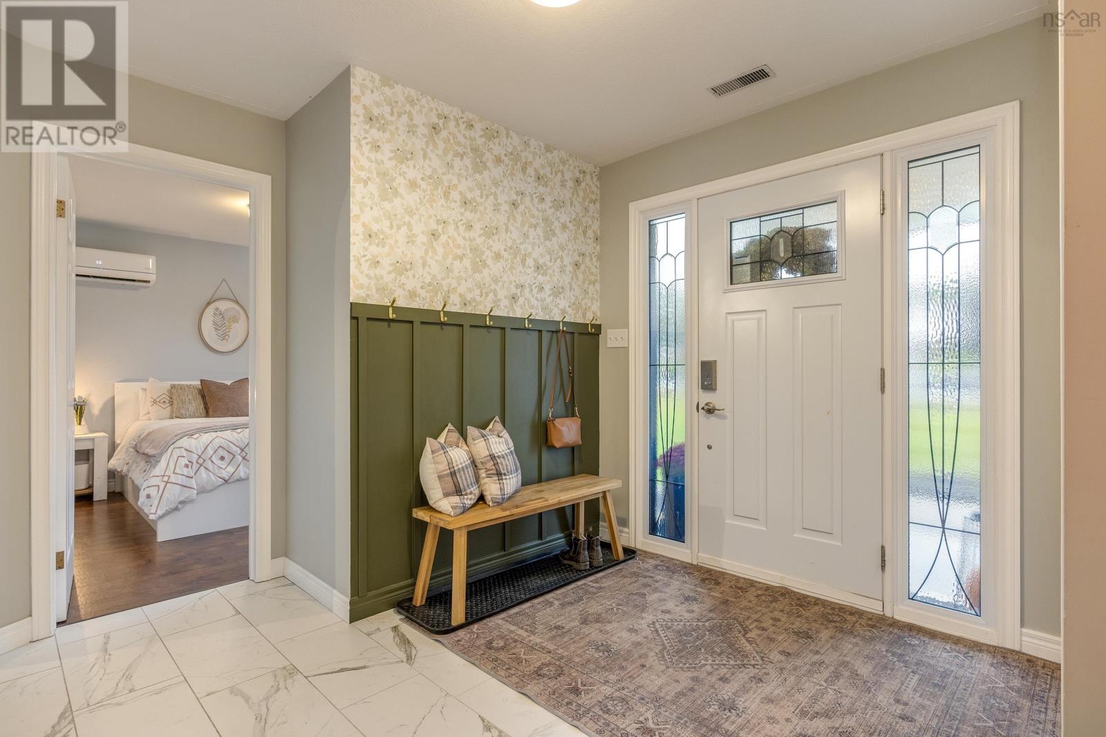 55 Dahlgren Crescent - 7
