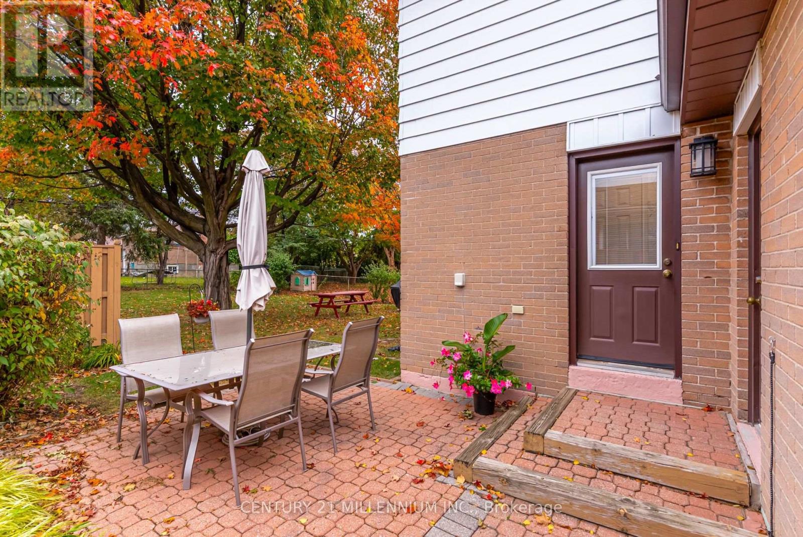 33 Banbury Court, Brampton, ON photo 50