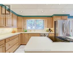 33 Banbury Court, Brampton, ON L6T1Y9 Photo 16